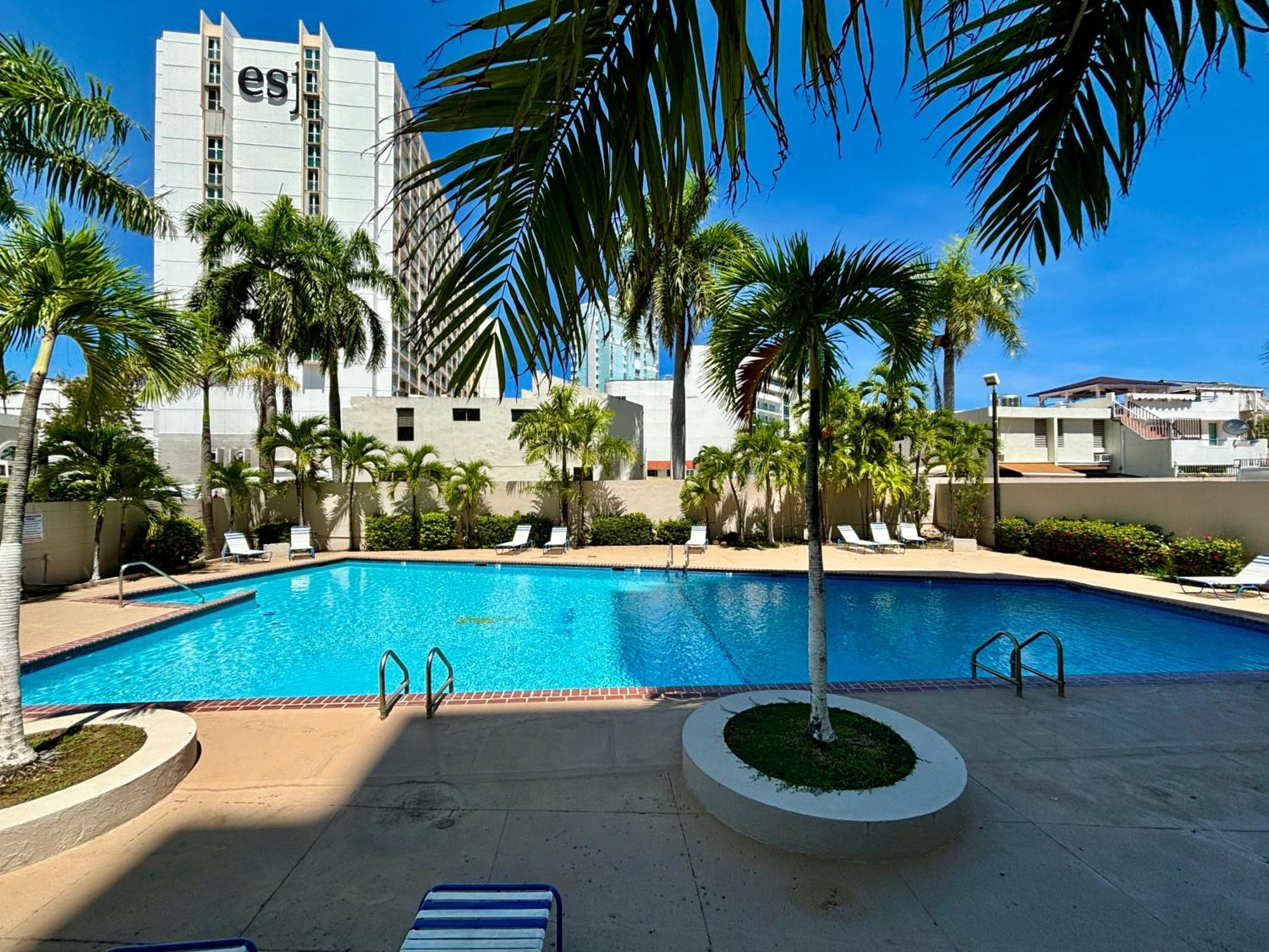 Isla Verde Modern Apartment With Pool San Juan Dış mekan fotoğraf